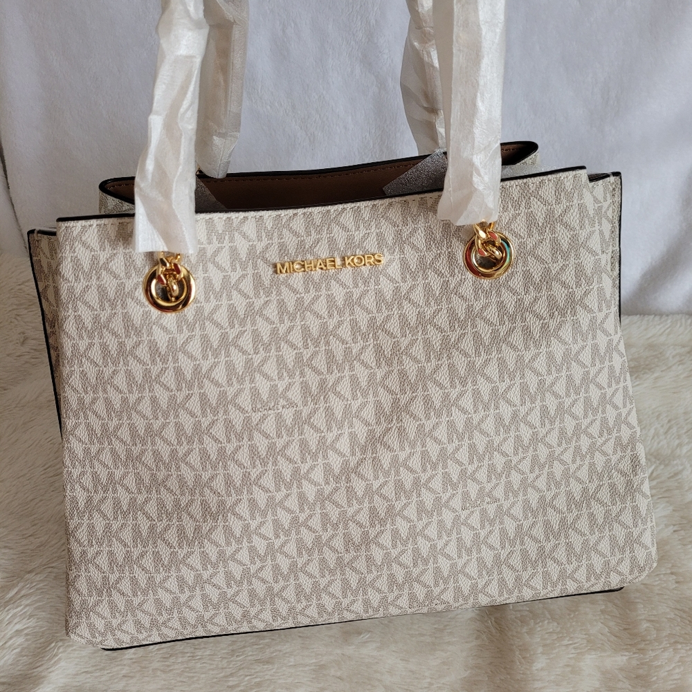 💥 SOLD 💥BNWT Michael Kors Teagan💐
